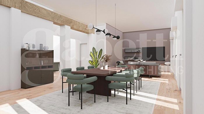 Appartamento con 6 locali in vendita in Via SantAgostino, Modena