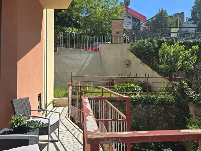 Appartamento trilocale in vendita in Siena