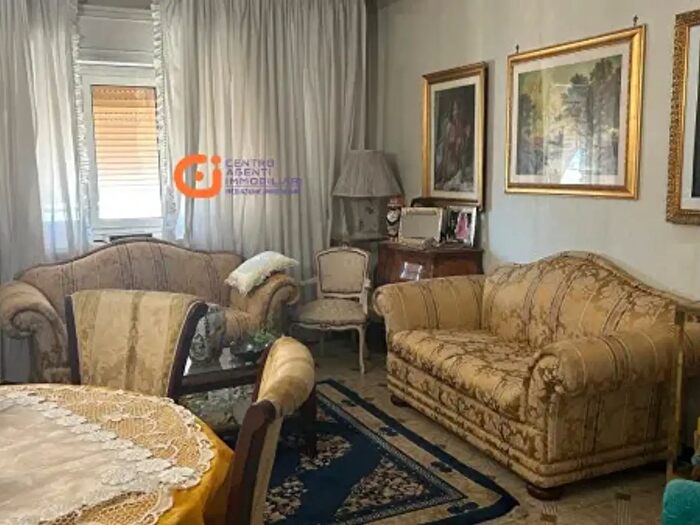 Appartamento trilocale in vendita in Via Prenestina, Roma