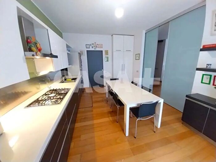 Appartamento con 5 locali in vendita in Via Abbondio Sangiorgio, Induno Olona