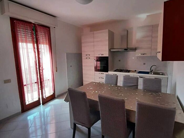 Appartamento trilocale in affitto in Via Emilia Romagna A, Mazzanta, Rosignano Marittimo