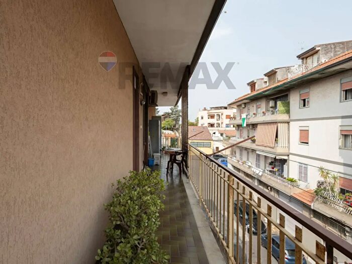 Appartamento con 5 locali in vendita in Sant'Agata Li Battiati