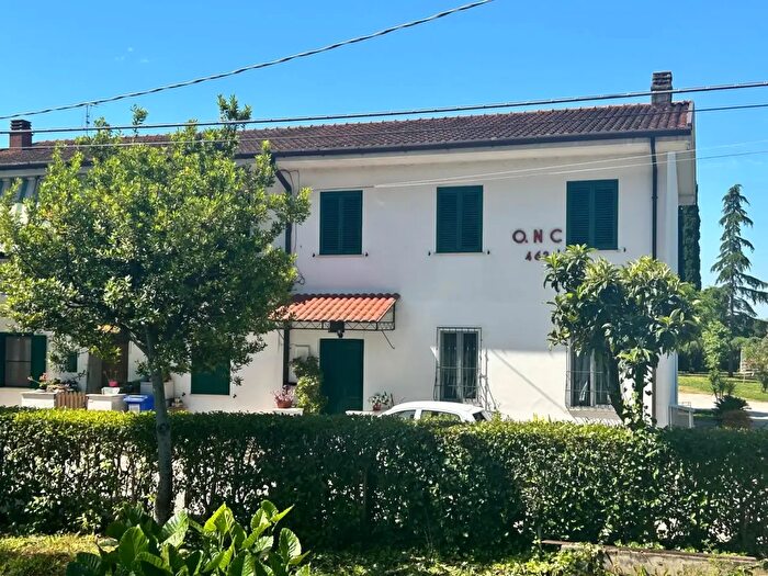 Casa in vendita in Via Appia, Latina