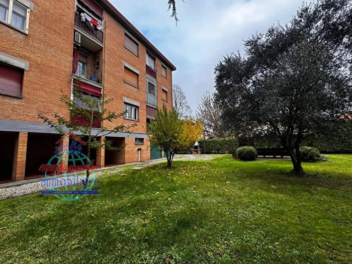 Appartamento quadrilocale in vendita in Via XXV Aprile, Galliera
