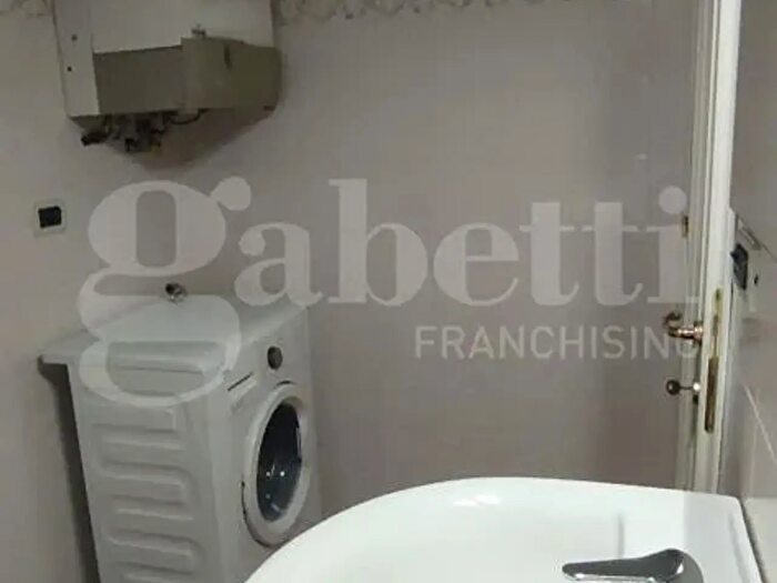 Casa monolocale in affitto in Via Francesco Crispi, Macerata