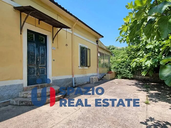 Casa con 5 locali in vendita in Contrada Acquasanta, Vacri