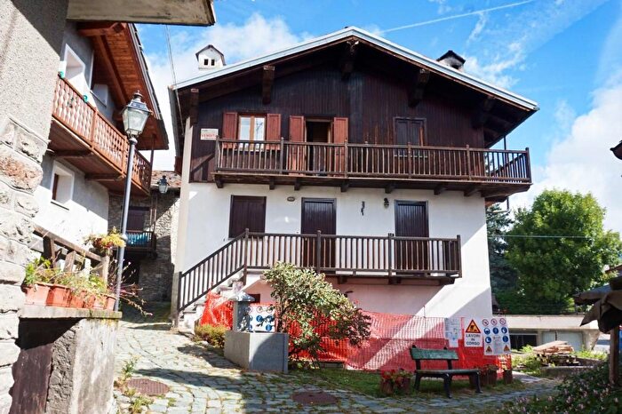 Appartamento bilocale in vendita in Mongnod, Torgnon