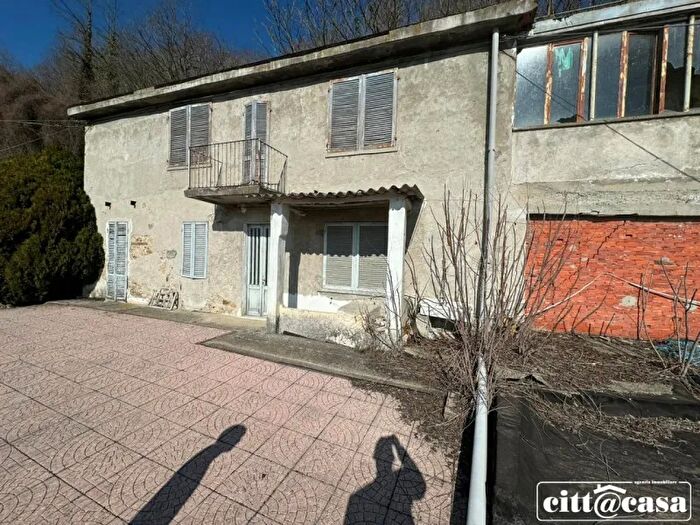 Appartamento quadrilocale in vendita in Lauriano