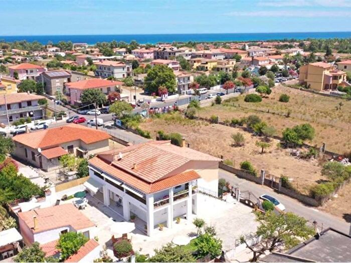 Appartamento quadrilocale in affitto in via antonio gramsci, Centro, Budoni