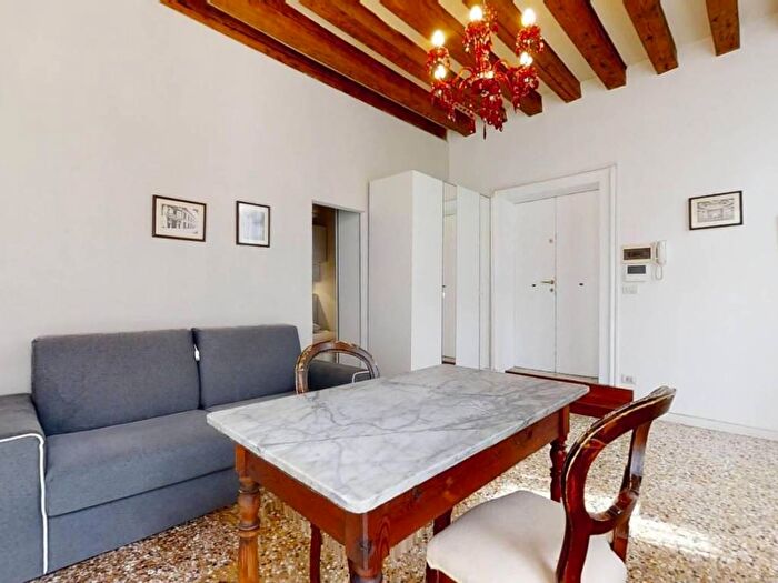 Appartamento quadrilocale in affitto in San polo, San Polo, Venezia