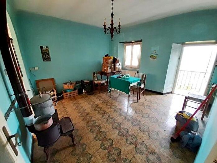 Appartamento quadrilocale in vendita in Uscio