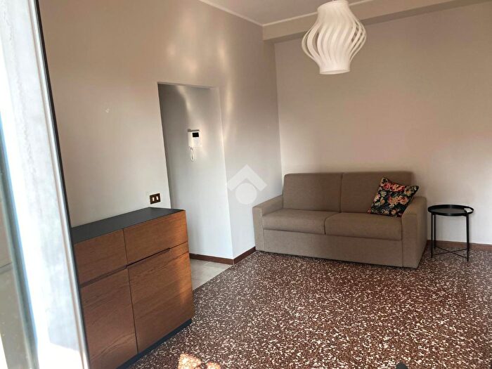 Appartamento monolocale in affitto in Via Pasquale Paoli, Milano