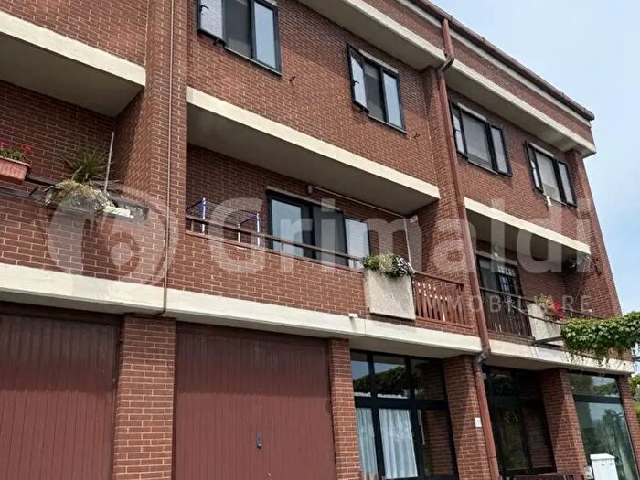 Casa con 5 locali in vendita in Perugia