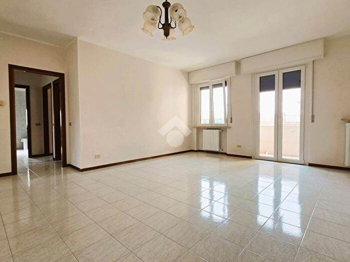 Appartamento trilocale in affitto in Via cisa, Cerese, Borgo Virgilio