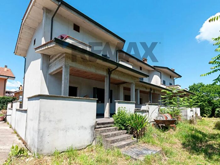 Casa con 5 locali in vendita in Via Castel Chiodato, Monterotondo