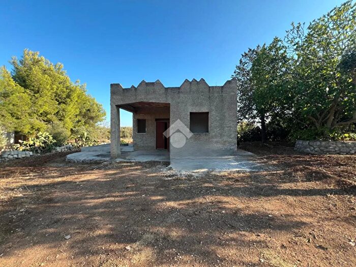 Casa trilocale in vendita in Contrada Mascava, Brindisi
