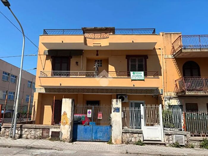 Appartamento trilocale in vendita in Via John Fitzgerald Kennedy, Capaci
