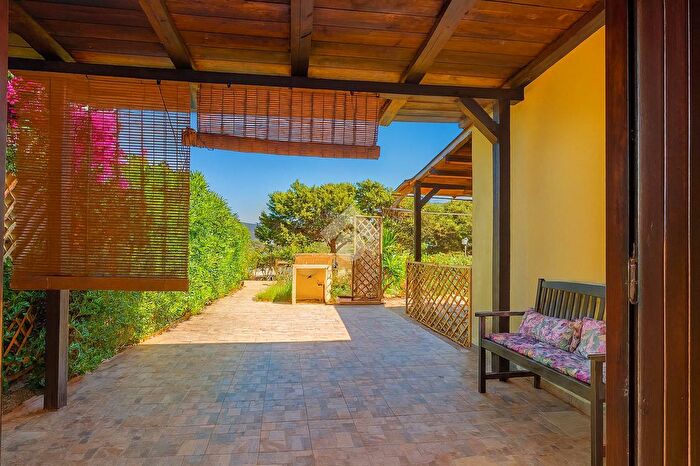 Appartamento bilocale in vendita in Baia delle Mimose, Badesi