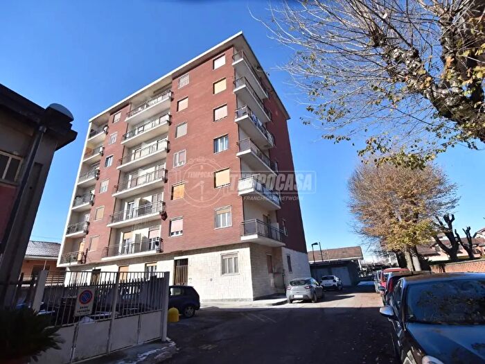 Appartamento bilocale in vendita in Via Ostellino, Brandizzo