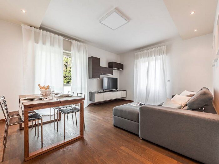 Appartamento quadrilocale in affitto in Via Archirola, SantAgnese Università, Modena