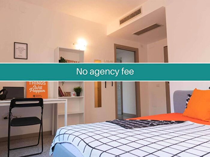 Appartamento con 6 locali in affitto in Via Dante Alighieri, San Benedetto, Cagliari