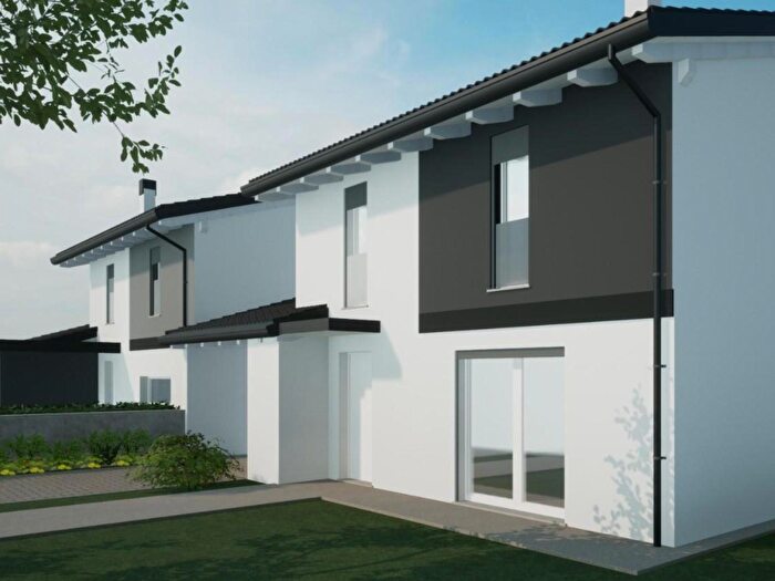 Casa con 5 locali in vendita in Pinzano Al Tagliamento