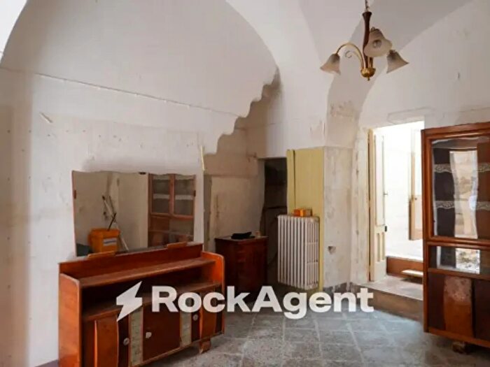 Casa quadrilocale in vendita in Via Lelio Vincenti, Carpignano Salentino