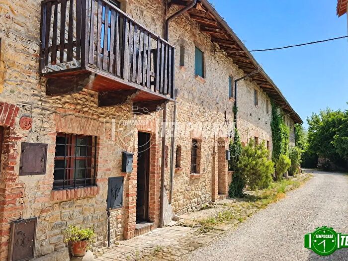 Casa bilocale in vendita in Strada della Cà Matta, Vigolzone