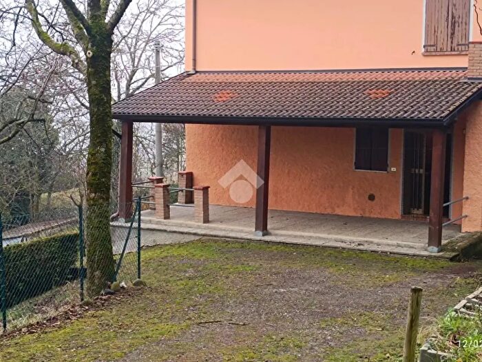 Appartamento quadrilocale in vendita in Via Martiri della Resistenza, Toano