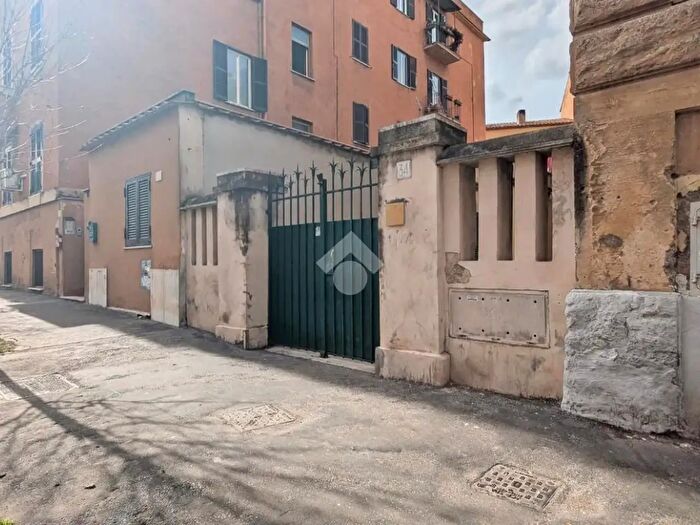 Appartamento monolocale in vendita in Via Giuseppe Cei, Roma