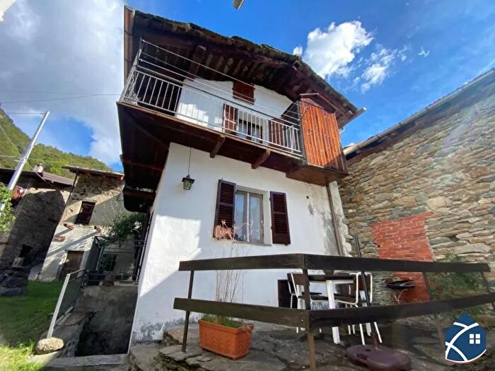 Casa bilocale in vendita in Roure