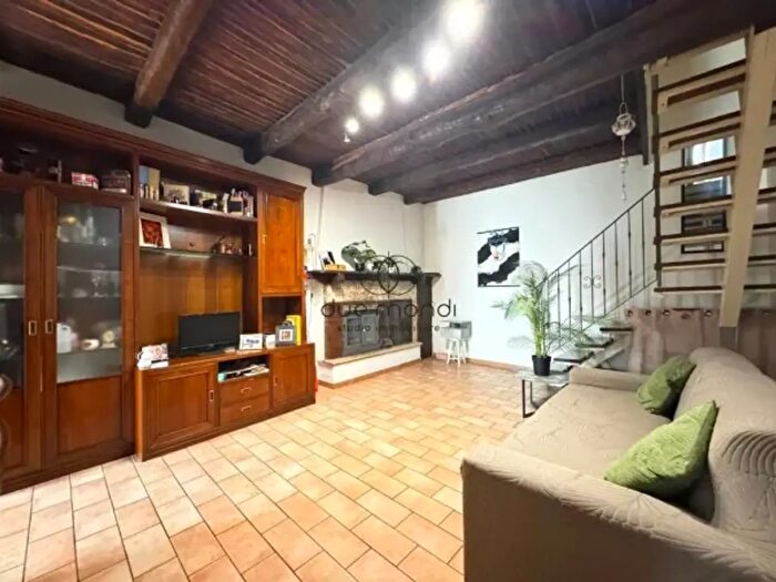 Casa trilocale in vendita in Corso Flaminio, Spoleto