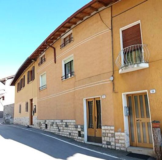 Casa con 5 locali in vendita in Via Tito Speri, Treviso Bresciano