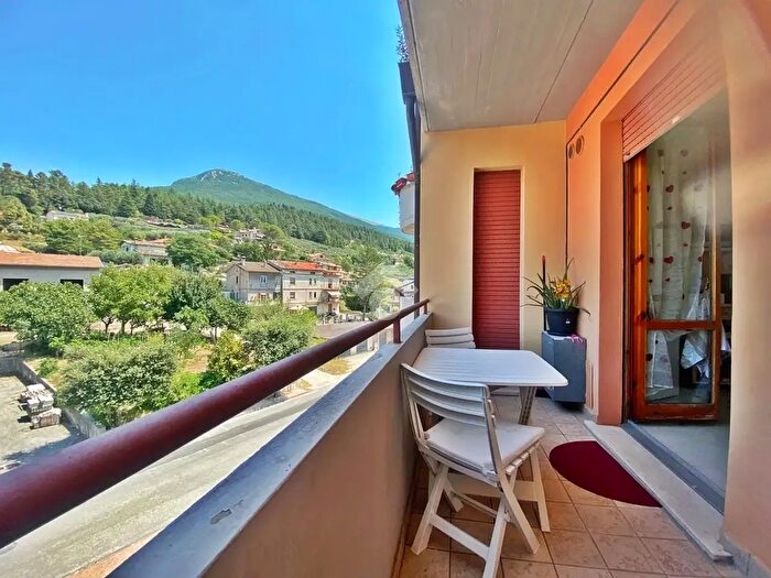 Appartamento trilocale in vendita in Viale Roma, Gualdo Tadino