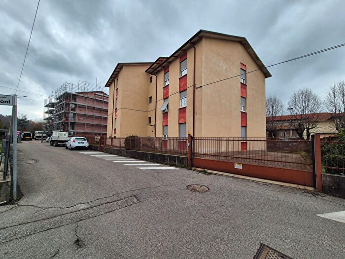 Appartamento trilocale in vendita in Via Matteotti, Lurate Caccivio