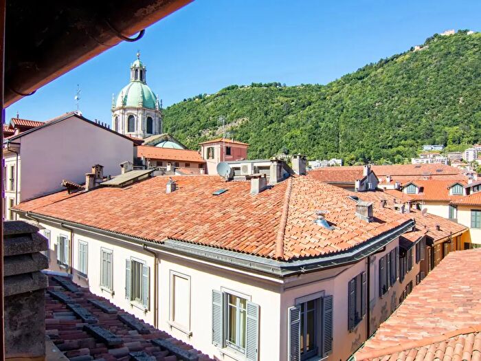 Appartamento bilocale in vendita in Via Rusconi, Como