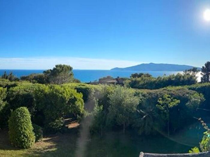 Casa con 6 locali in affitto in Ansedonia, Orbetello