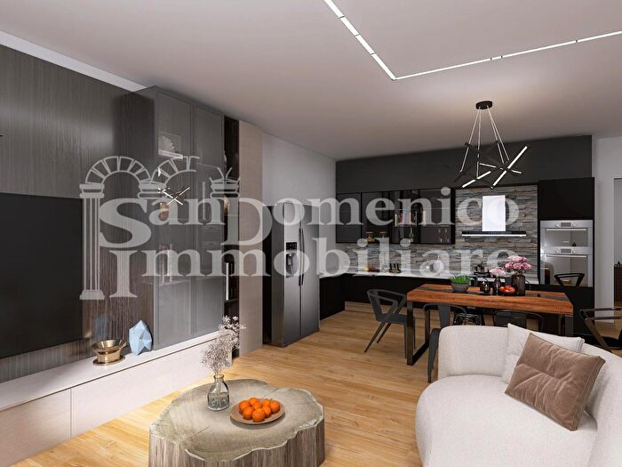 Appartamento quadrilocale in vendita in Cascina