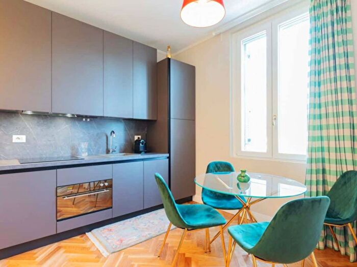 Appartamento bilocale in affitto in Via Gaetano de Castillia, Isola, Milano