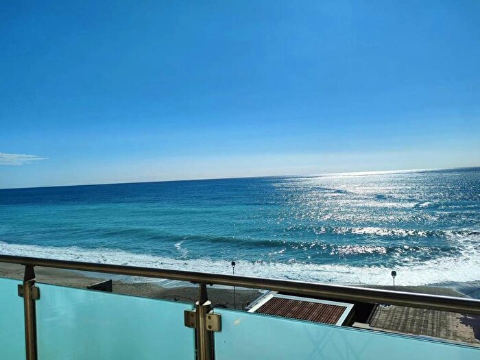 Appartamento quadrilocale in affitto in Corso Europa, Centro, Finale Ligure