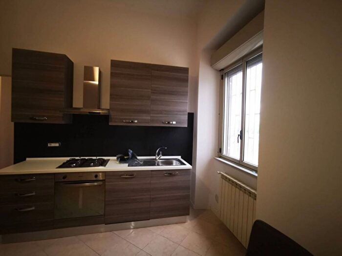 Appartamento bilocale in affitto in Viale Giulio Douhet, Reggia di Caserta, Caserta