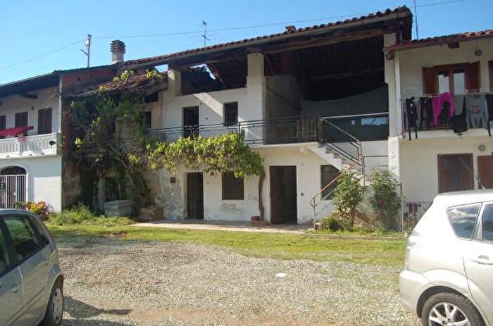 Casa quadrilocale in vendita in Via Terrandi a, Pertusio