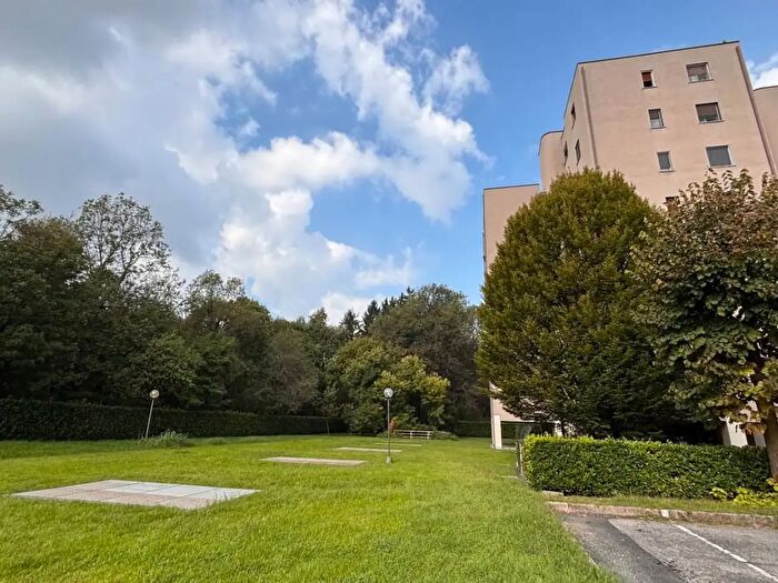 Appartamento quadrilocale in vendita in Via dei Pioppi, Legnano