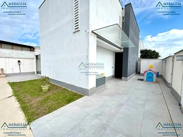 Casa con 5 locali in vendita in Via Francesco Crispi, San Marcellino