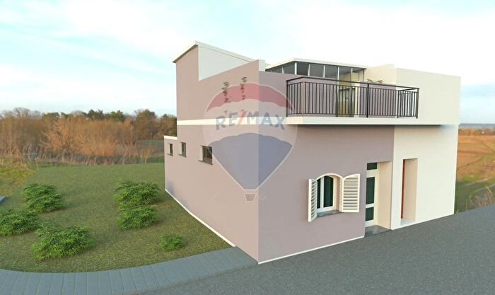 Casa trilocale in vendita in Via Palermo, Catania