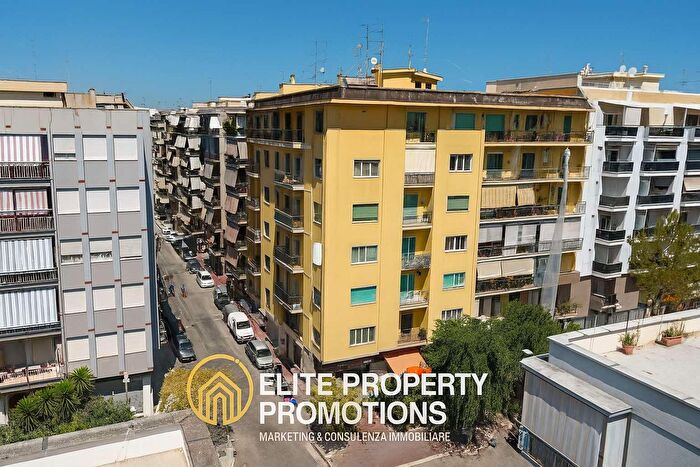 Appartamento con 5 locali in vendita in Via Vitrani, Barletta