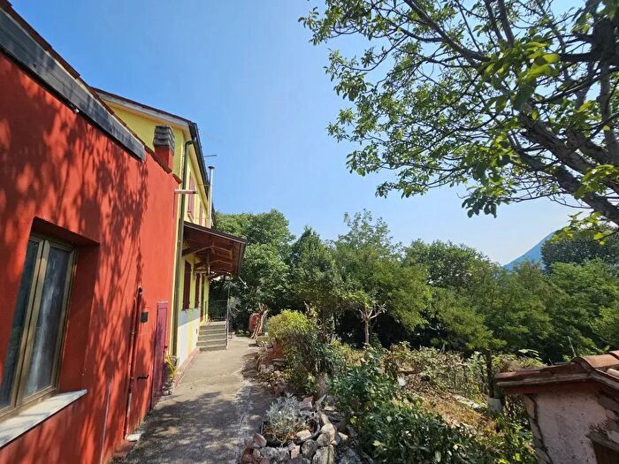 Casa trilocale in vendita in Via San Silvestro, Albettone