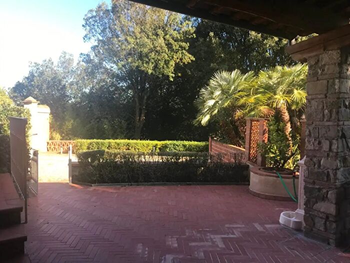 Casa quadrilocale in affitto in Firenze