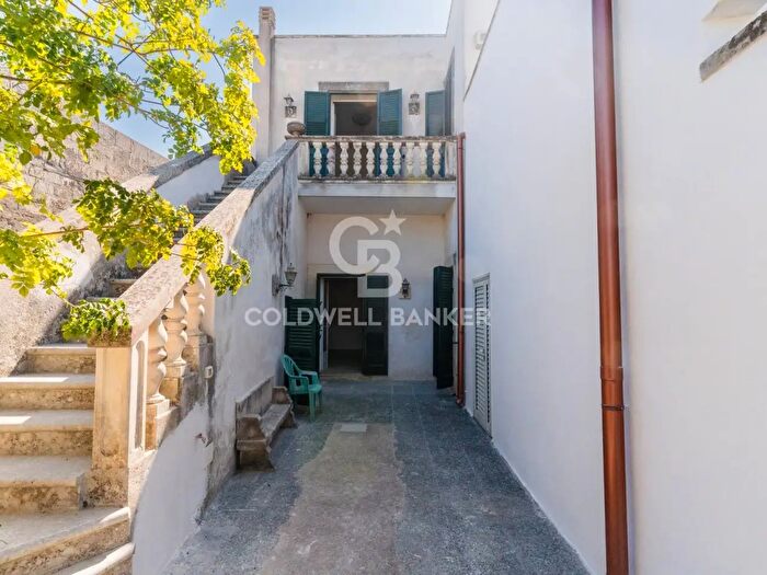 Casa quadrilocale in vendita in Via Croce Savoia, Bagnolo Del Salento