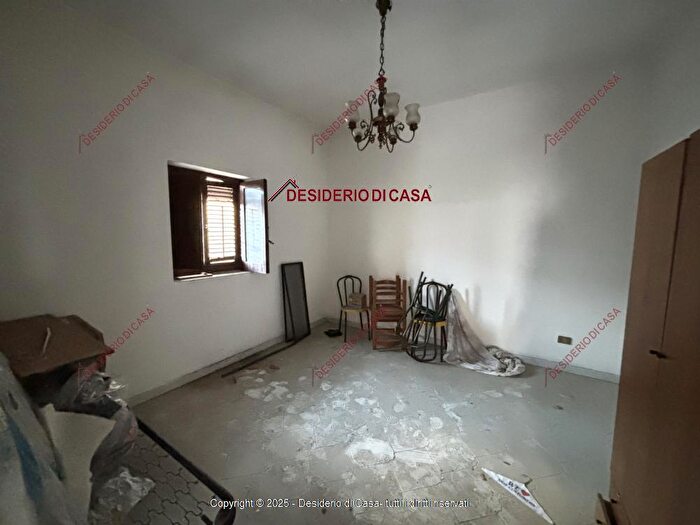 Appartamento trilocale in vendita in Carini